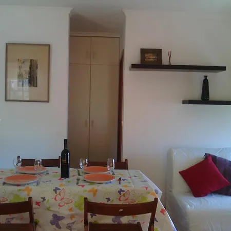 Telheiras 2 Appartement *