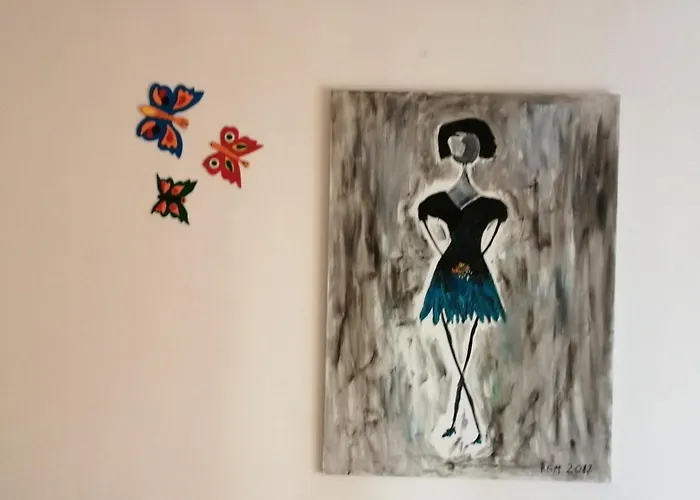 Apartment Telheiras 2 *